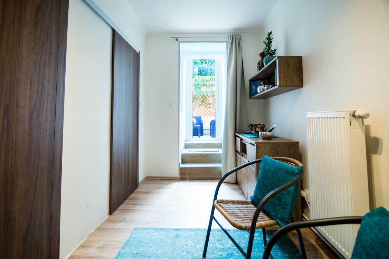 Nice Home To Stay At Prague Close To Castle With Terrace And Garden Exterior photo
